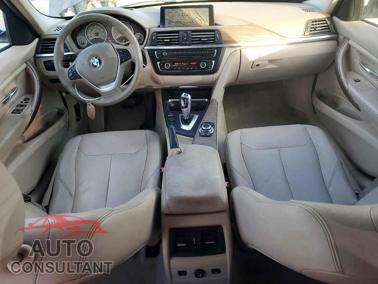 BMW 3 SERIES 2012 - WBA3A5C54CF341947