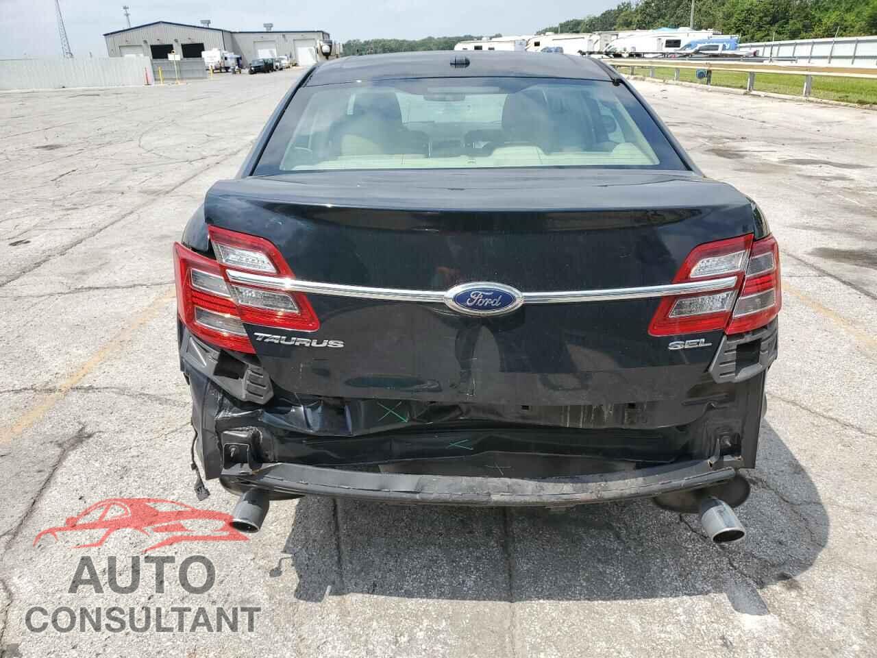 FORD TAURUS 2015 - 1FAHP2E81FG112708
