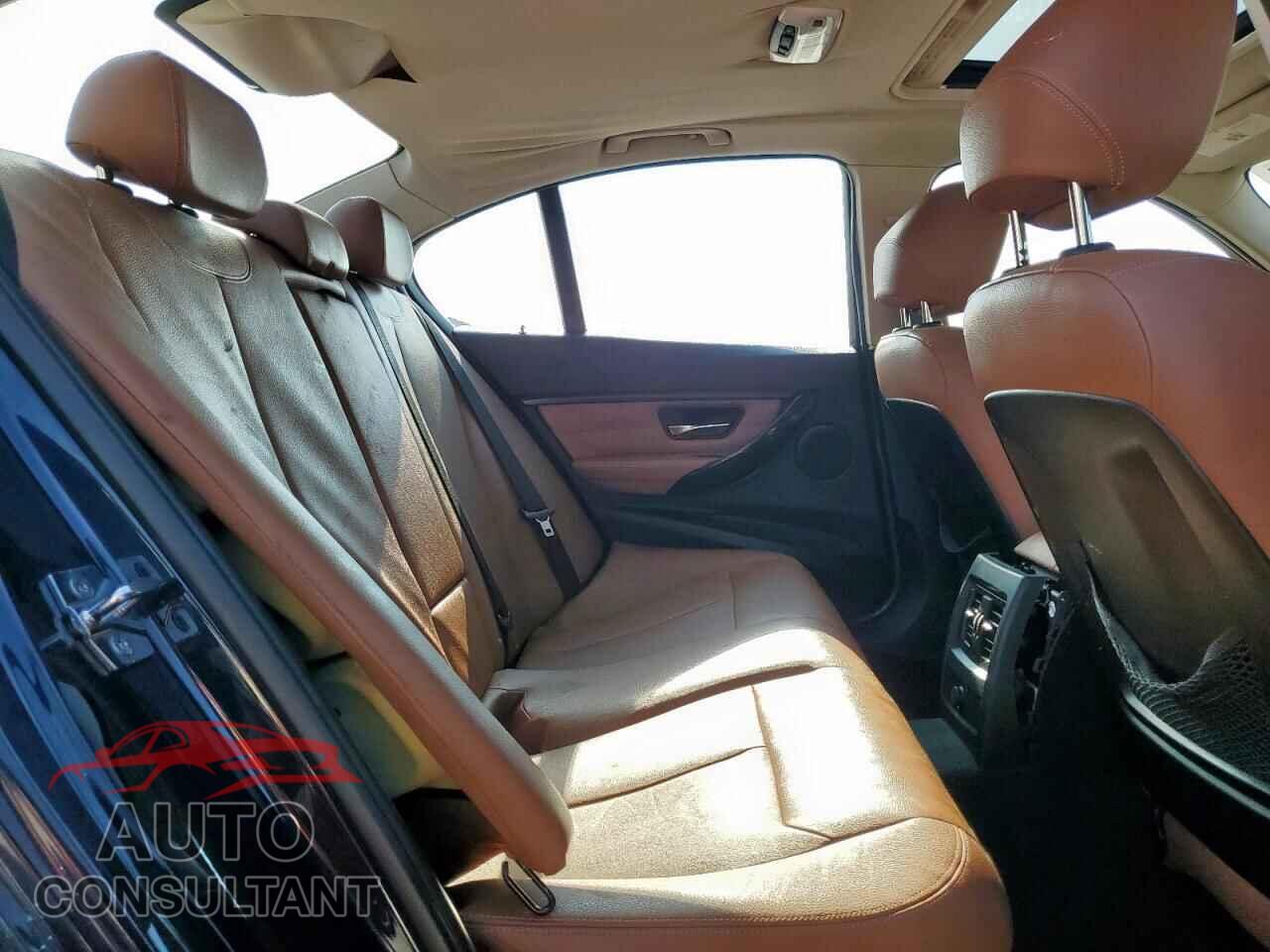 BMW 3 SERIES 2012 - WBA3A5C5XCF347087