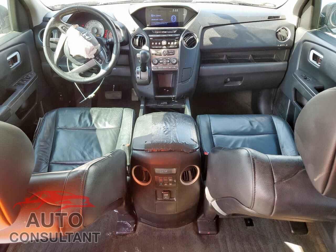 HONDA PILOT 2015 - 5FNYF3H55FB015641