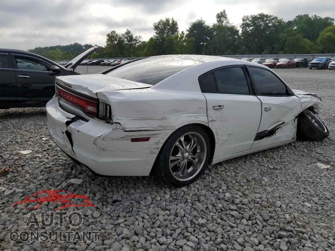 DODGE CHARGER 2013 - 2C3CDXBG2DH637577