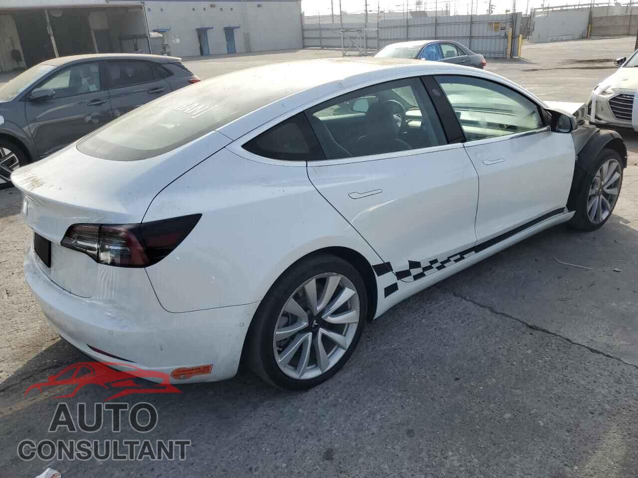 TESLA MODEL 3 2019 - 5YJ3E1EA7KF476546