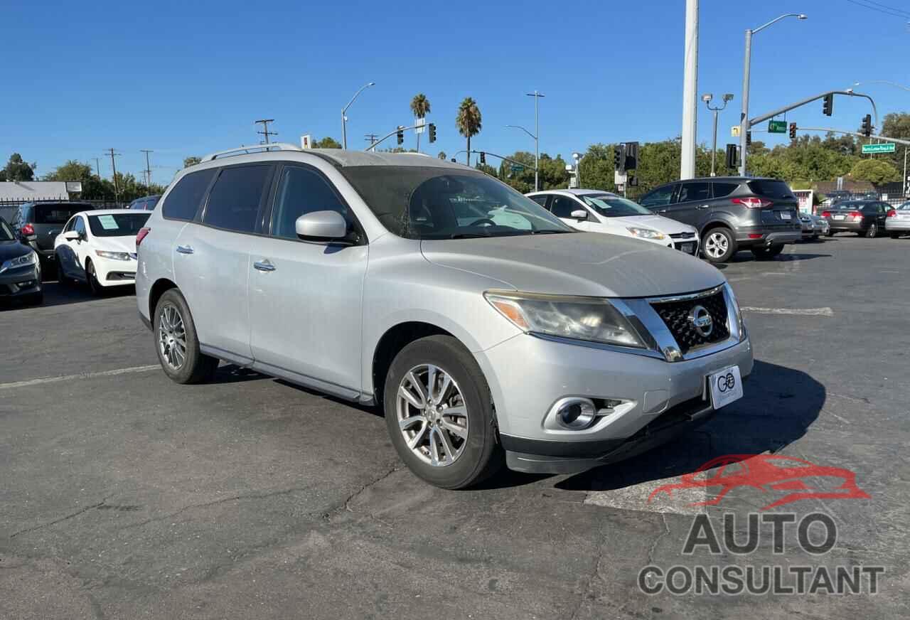 NISSAN PATHFINDER 2016 - 5N1AR2MN9GC616313