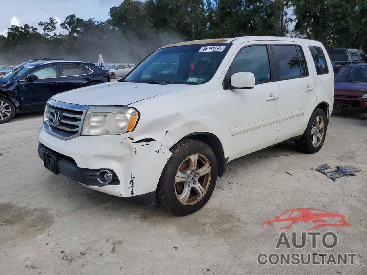 HONDA PILOT 2015 - 5FNYF4H56FB003598