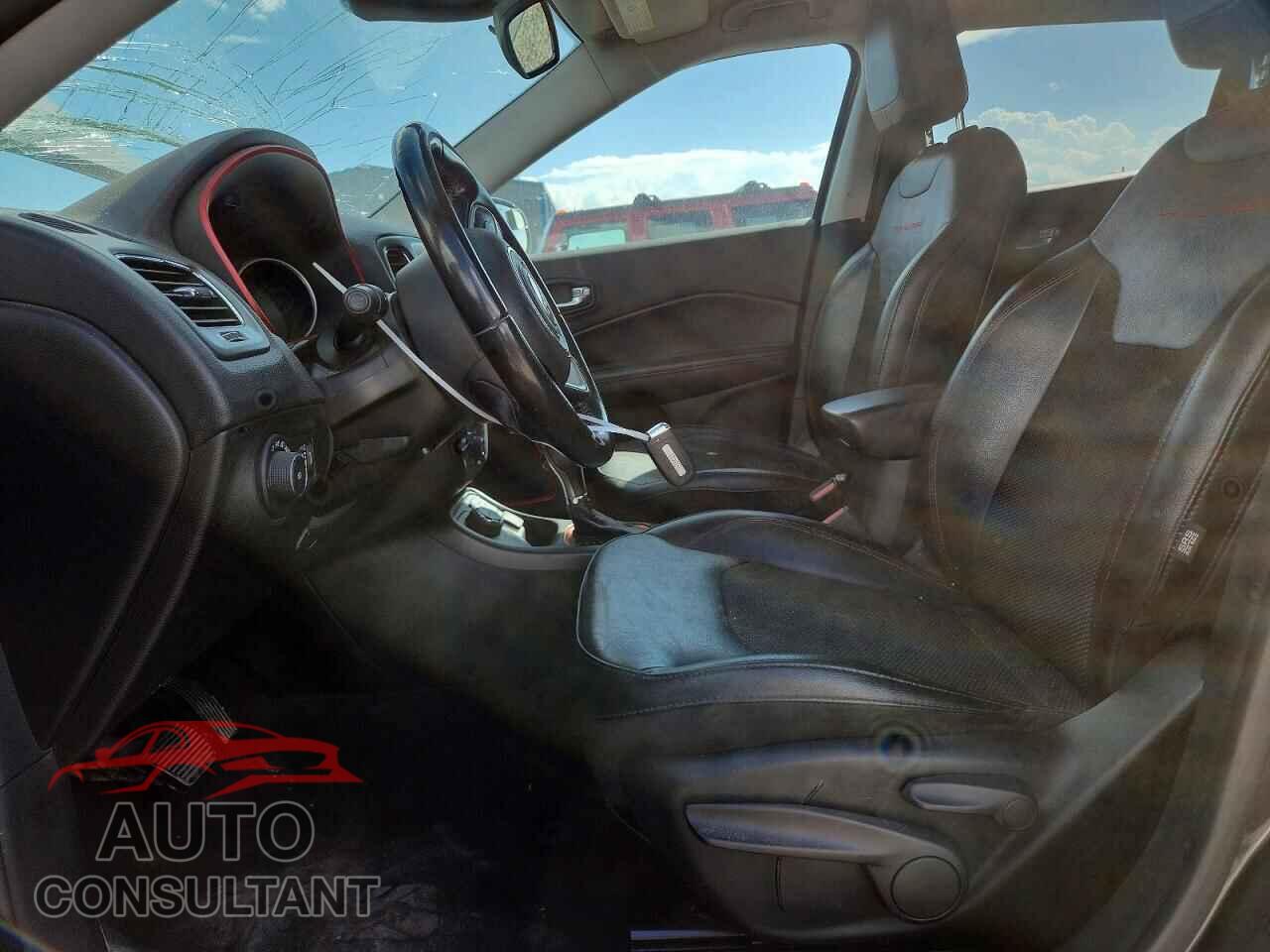 JEEP COMPASS 2020 - 3C4NJDDB1LT196298