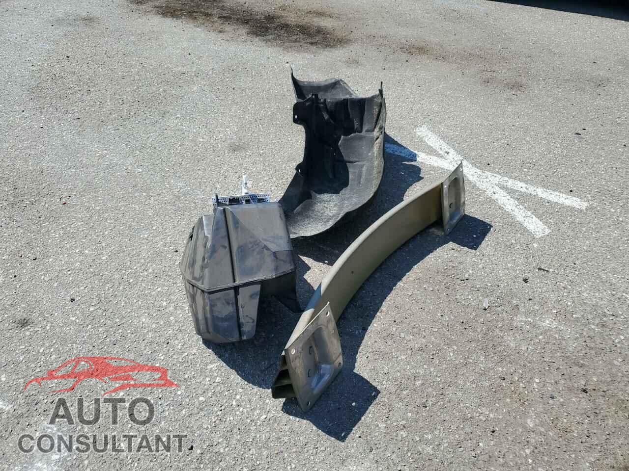 TESLA MODEL 3 2019 - 5YJ3E1EA1KF324519