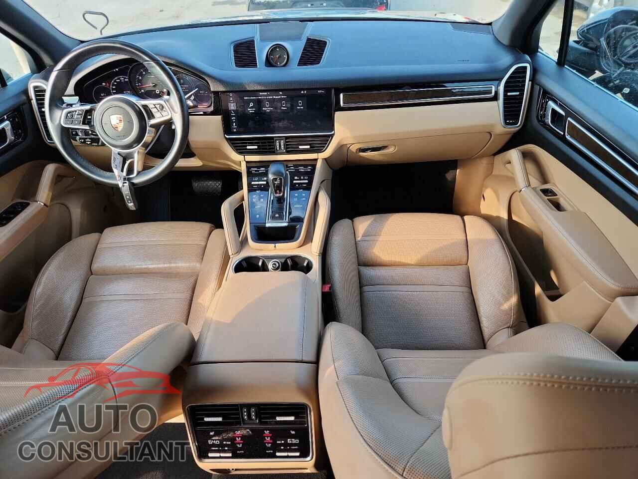PORSCHE CAYENNE 2019 - WP1AA2AY9KDA18458