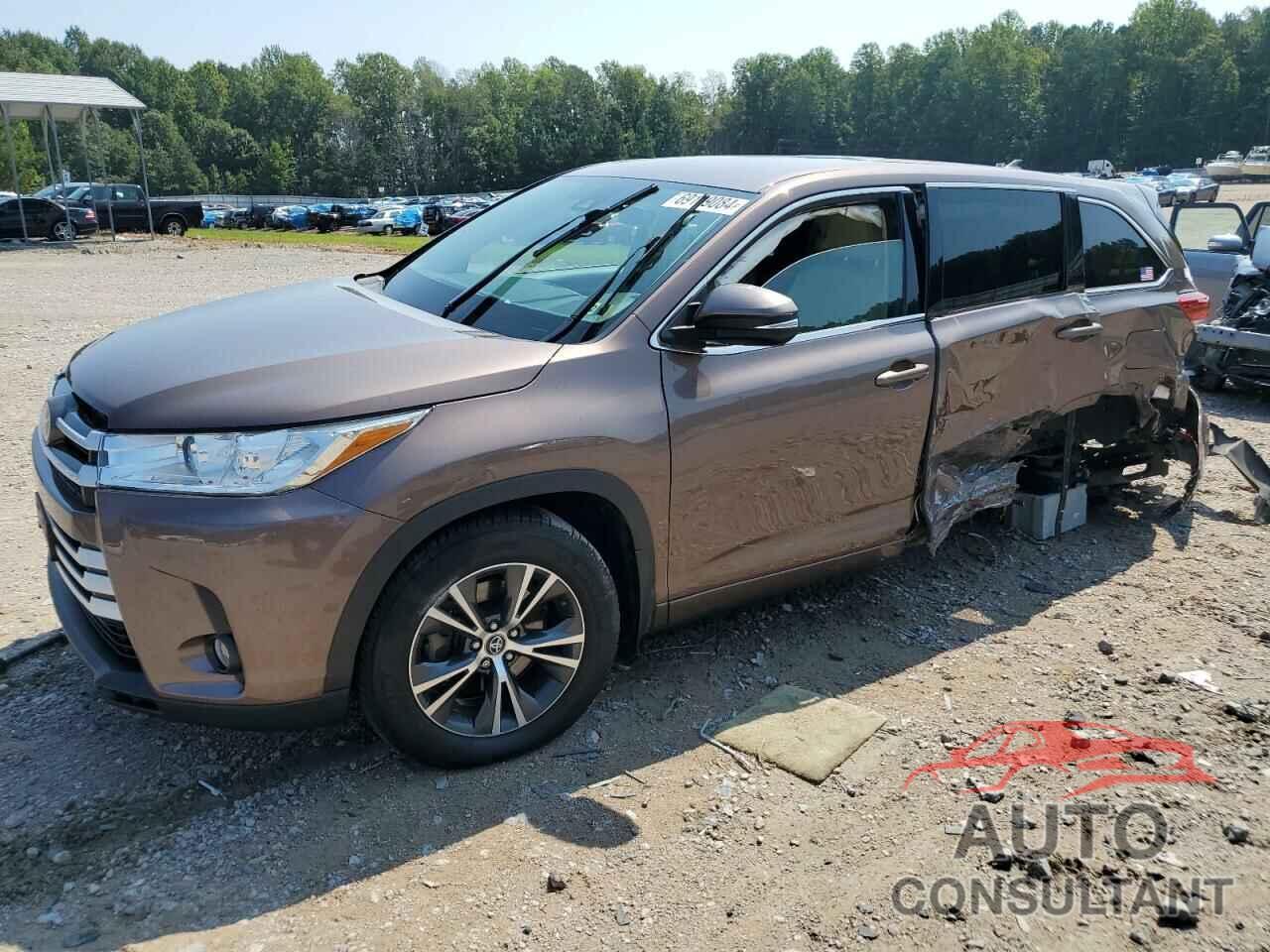 TOYOTA HIGHLANDER 2017 - 5TDBZRFH7HS389597