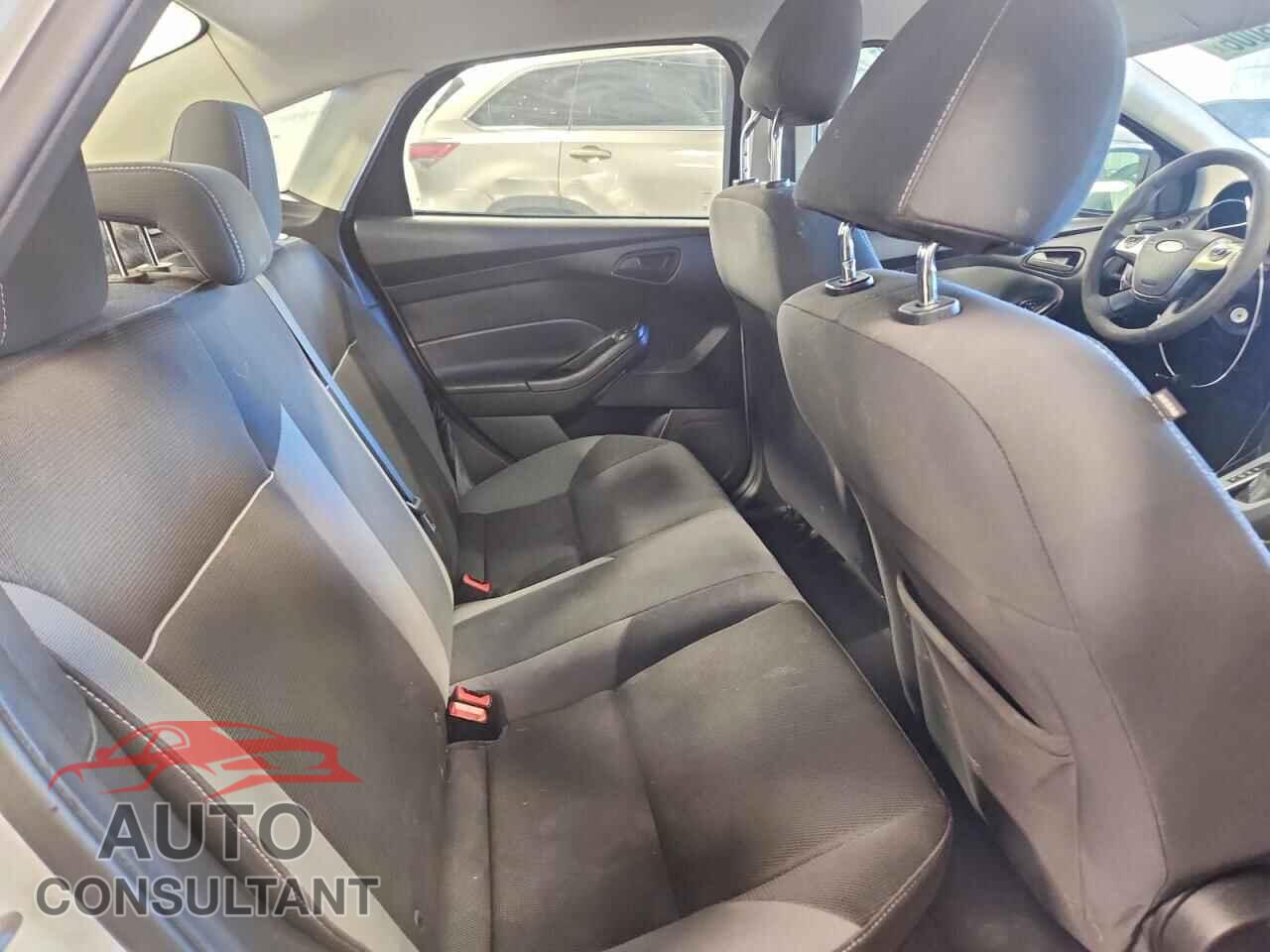 FORD FOCUS 2012 - 1FAHP3F29CL107808