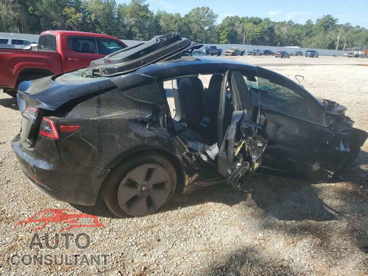 TESLA MODEL 3 2023 - 5YJ3E1EA5PF546682
