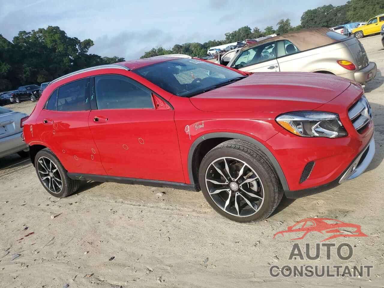 MERCEDES-BENZ GLA-CLASS 2016 - WDCTG4EB8GJ244813