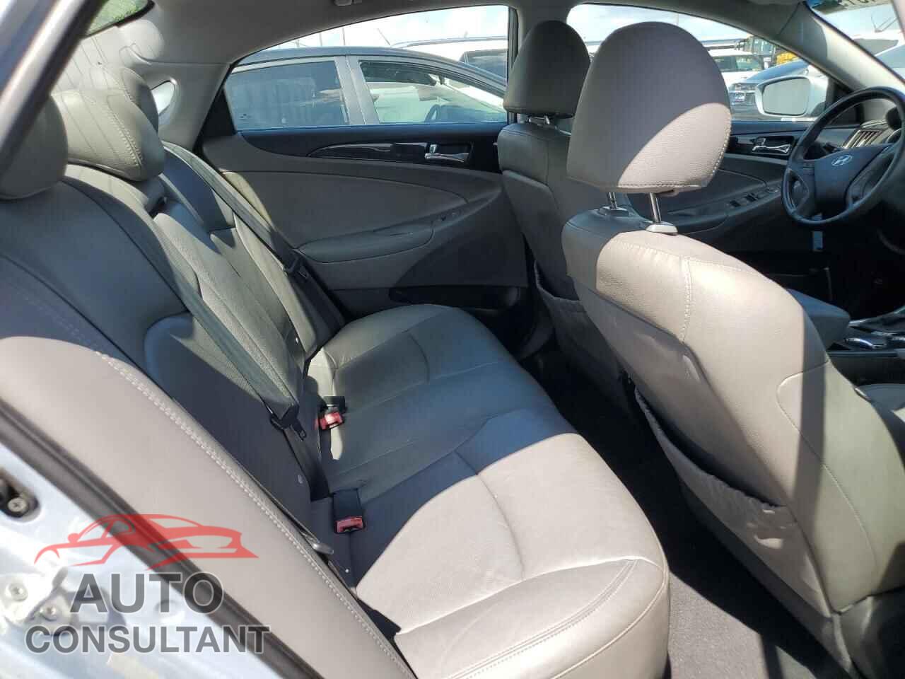 HYUNDAI SONATA 2011 - 5NPEC4AC4BH083905