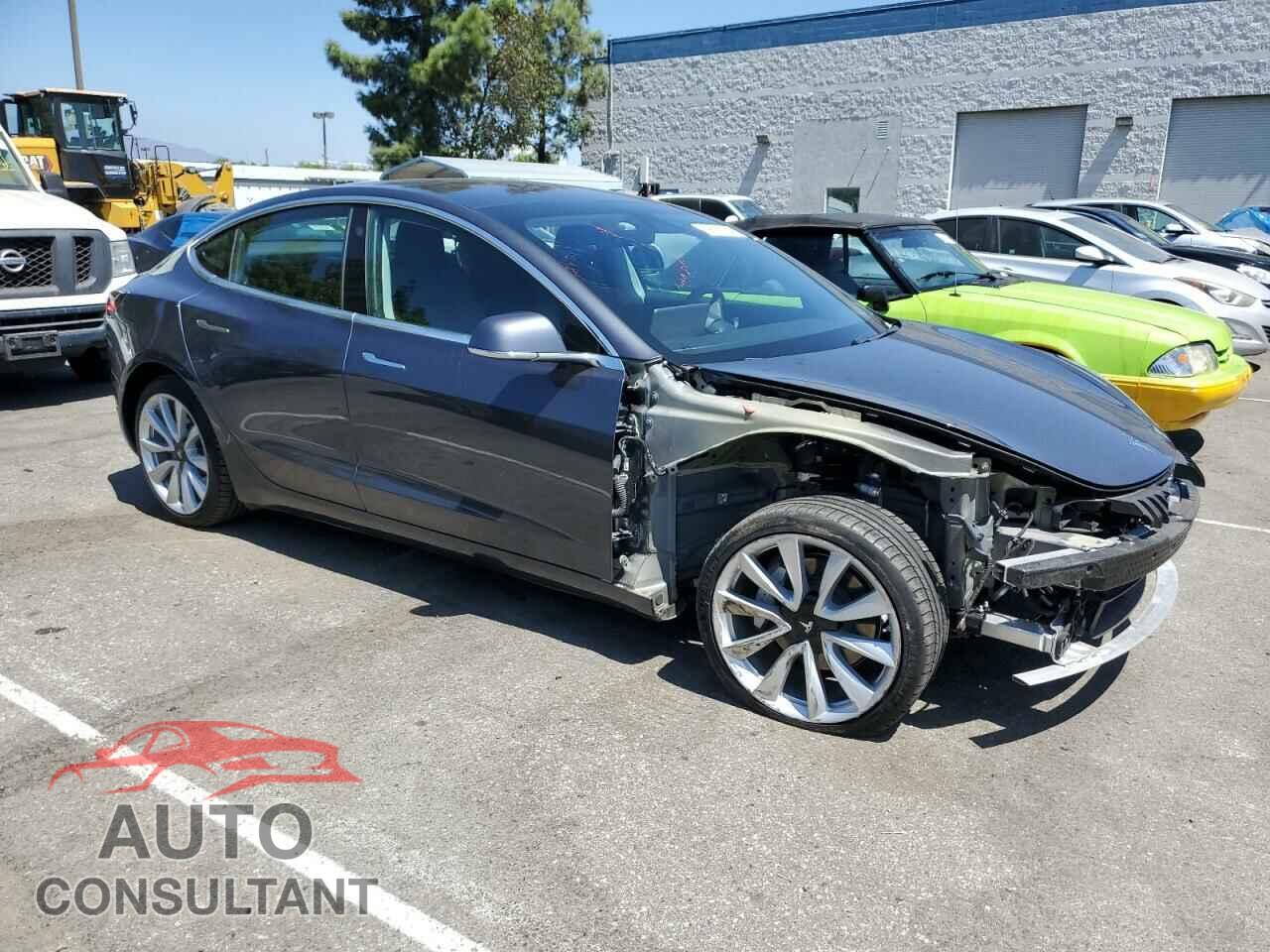 TESLA MODEL 3 2018 - 5YJ3E1EAXJF163201