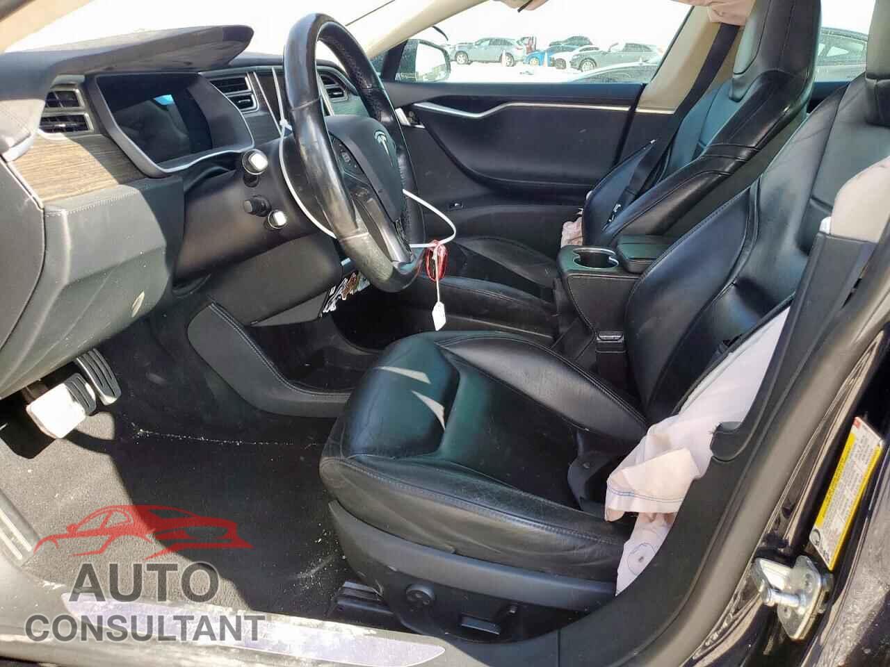 TESLA MODEL S 2015 - 5YJSA1H42FF083086