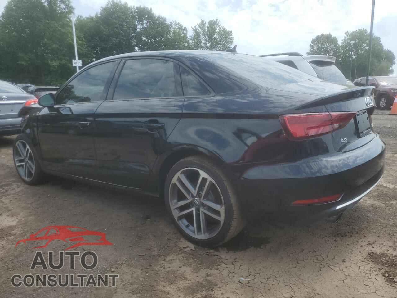 AUDI A3 2017 - WAUB8GFF2H1009999