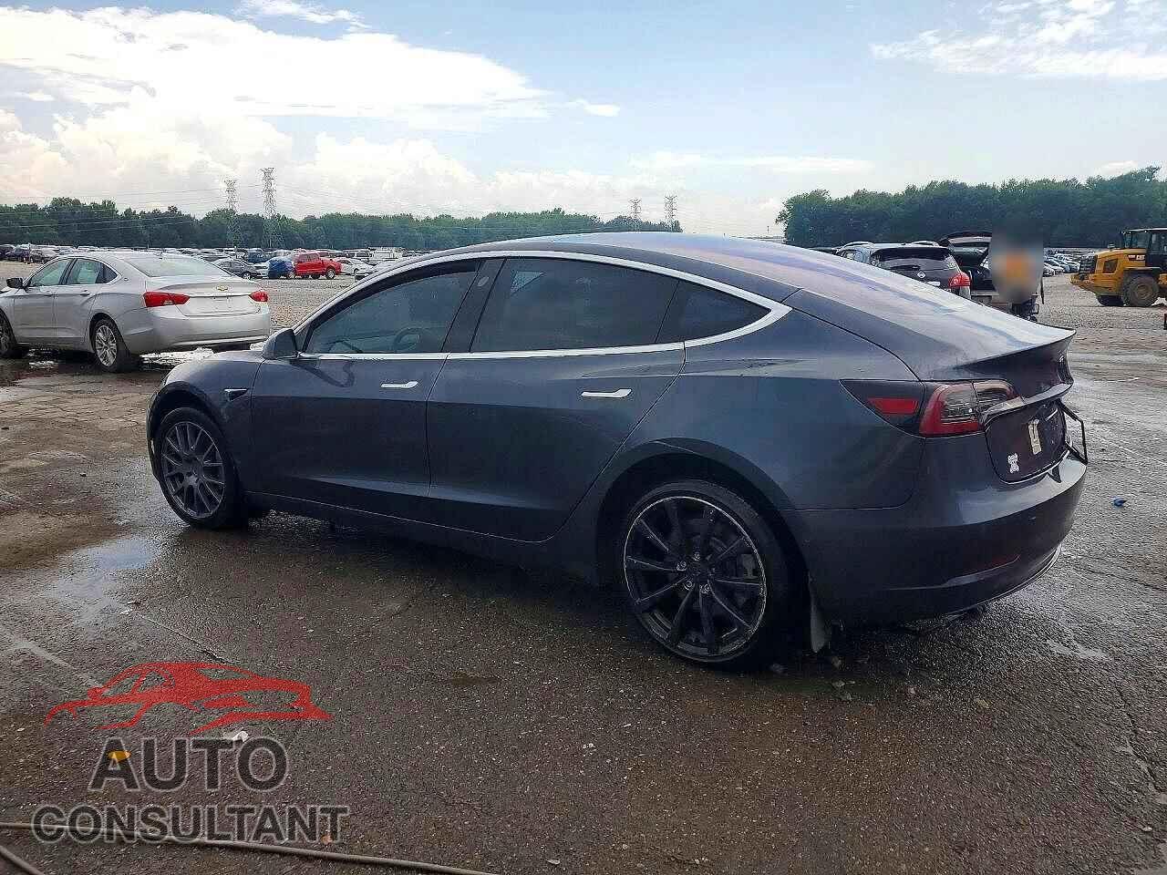 TESLA MODEL 3 2018 - 5YJ3E1EA4JF032023