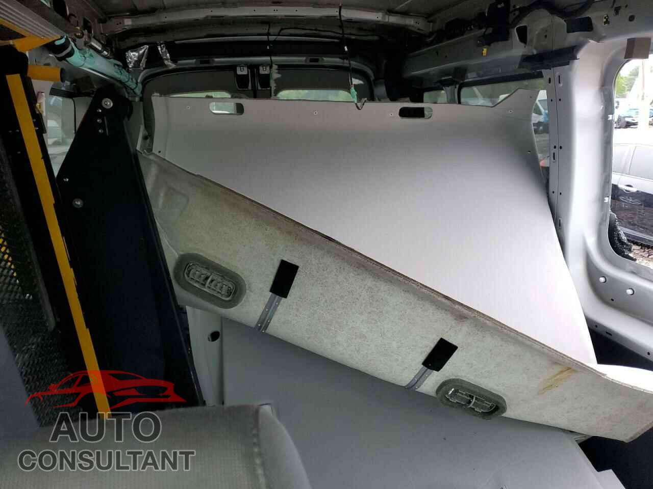 FORD TRANSIT 2019 - 1FBAX2CM3KKA62143