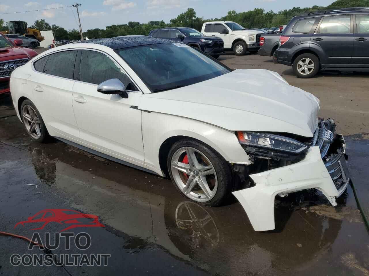 AUDI S5/RS5 2018 - WAUC4CF58JA080808
