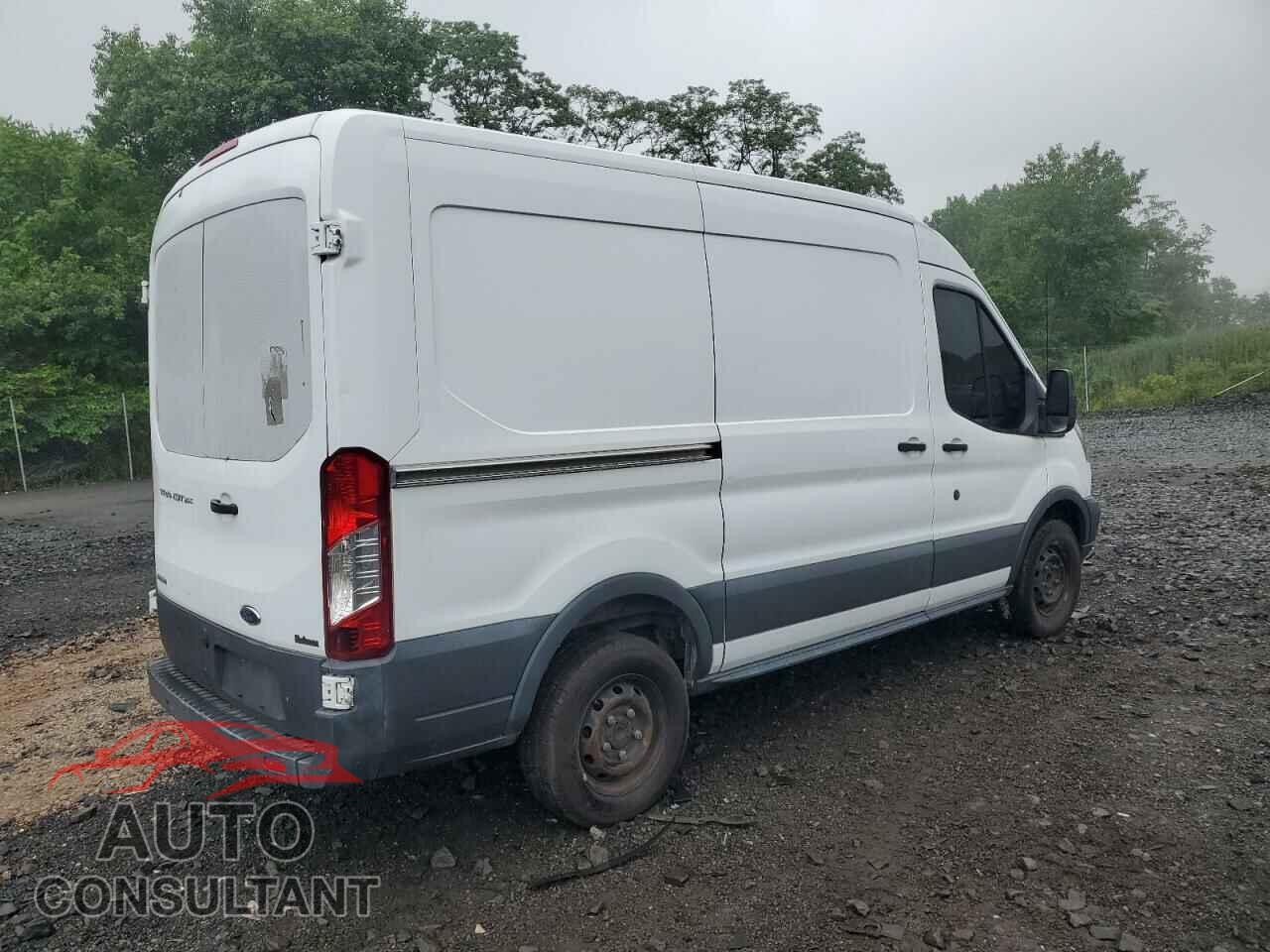 FORD TRANSIT 2015 - 1FTNR1CG2FKB10801