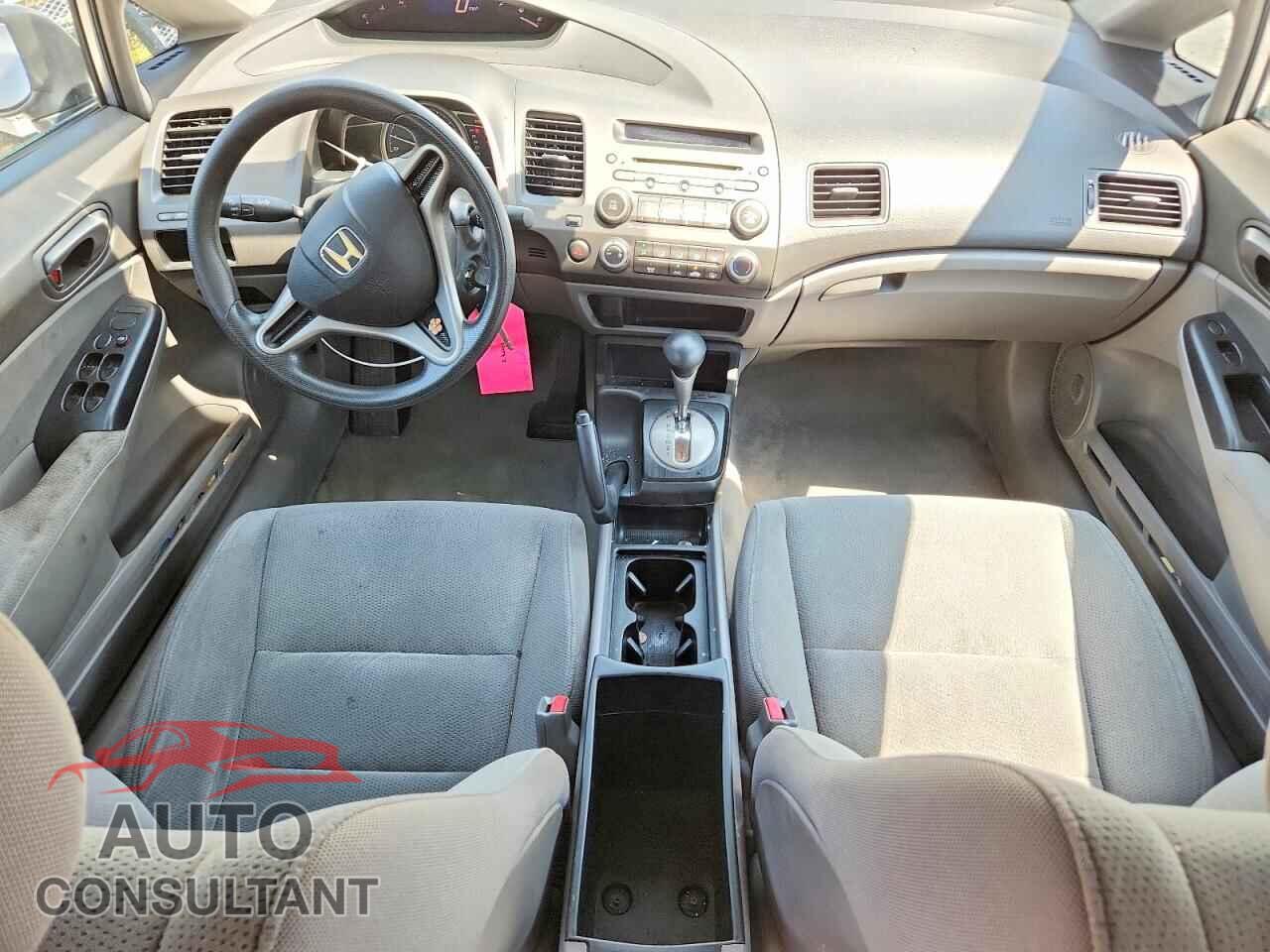 HONDA CIVIC 2011 - 19XFA1F38BE040643
