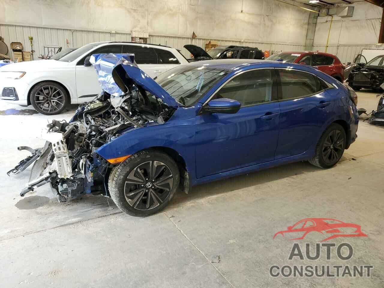 HONDA CIVIC 2018 - SHHFK7H57JU211744