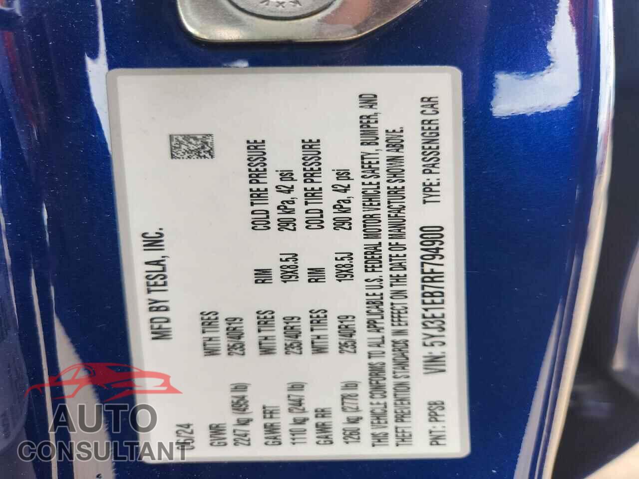 TESLA MODEL 3 2024 - 5YJ3E1EB7RF794900