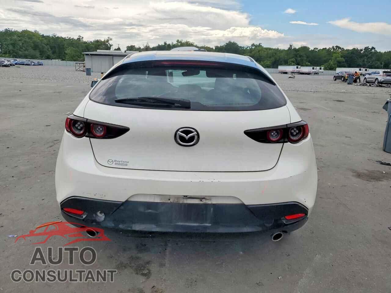 MAZDA 3 2021 - JM1BPAJL3M1310467