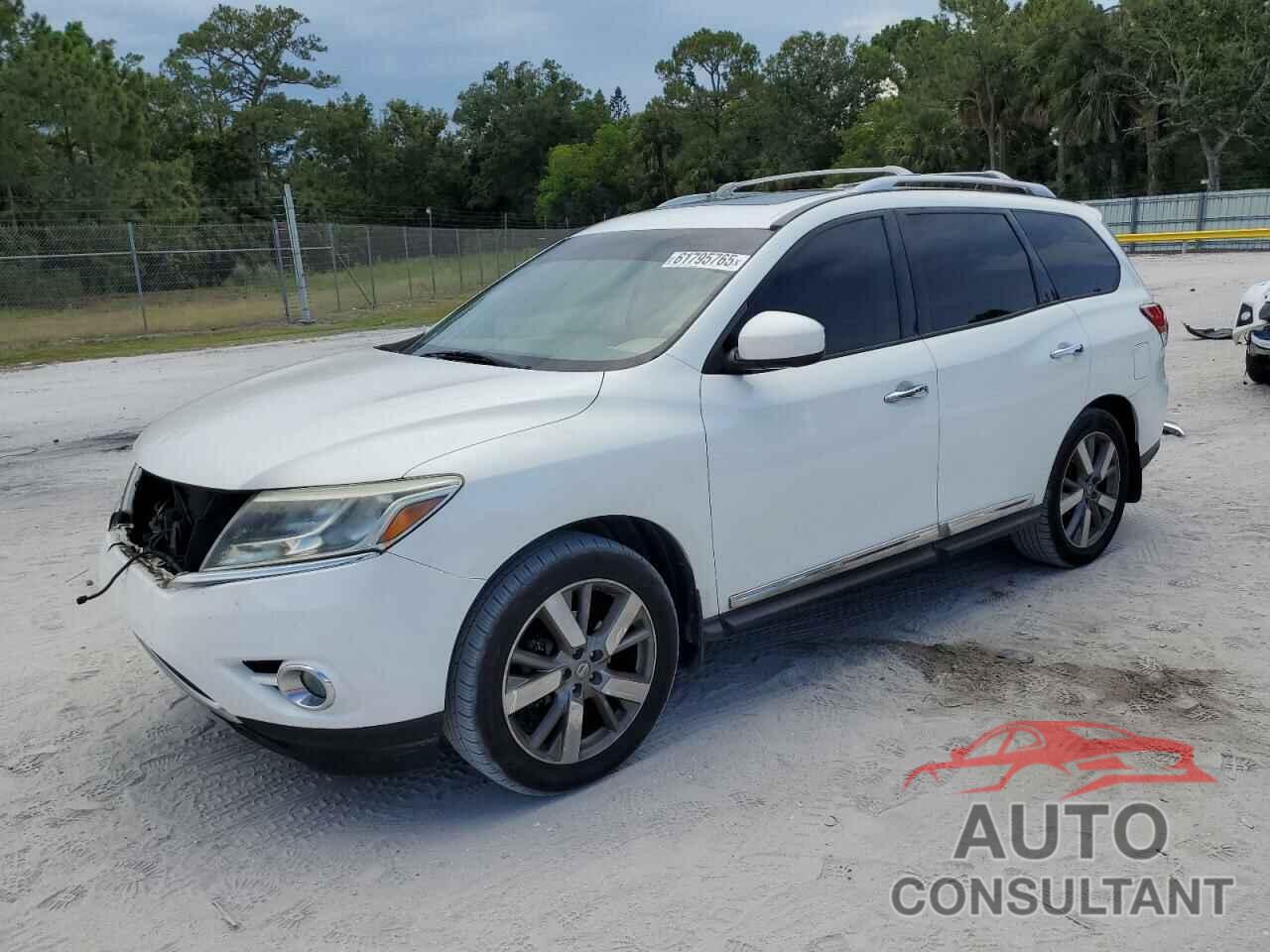 NISSAN PATHFINDER 2013 - 5N1AR2MN2DC626015