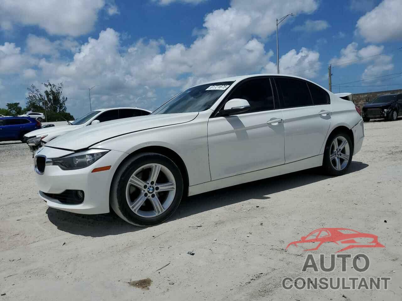 BMW 3 SERIES 2013 - WBA3A5G54DNP21176