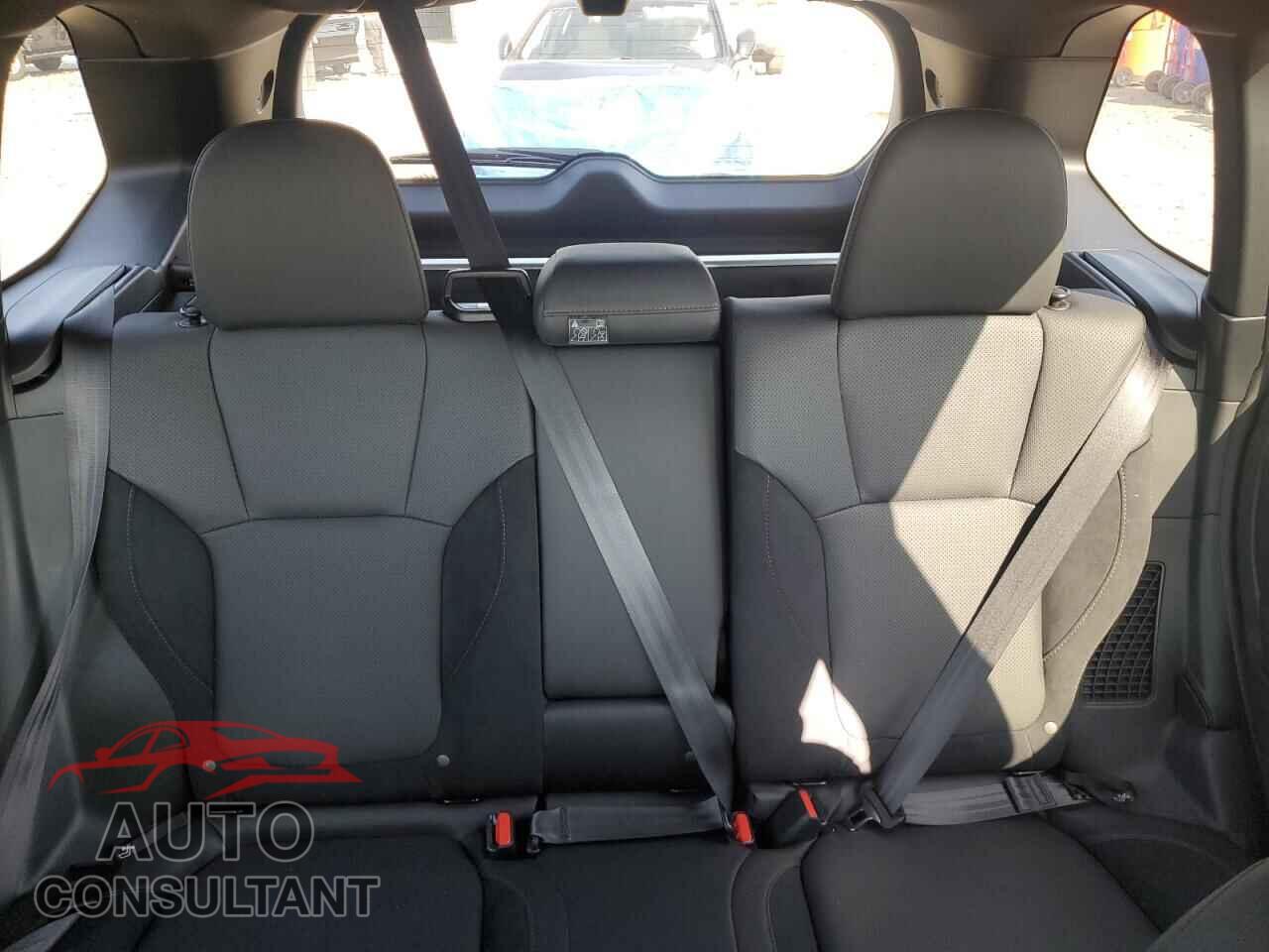 SUBARU FORESTER 2025 - JF2SLSTD8SH401537