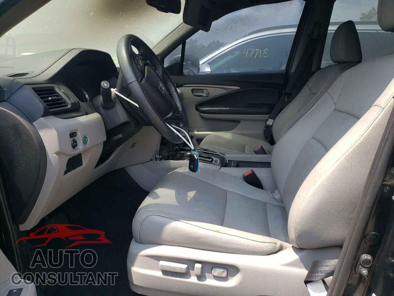 HONDA PILOT 2017 - 5FNYF6H59HB052745