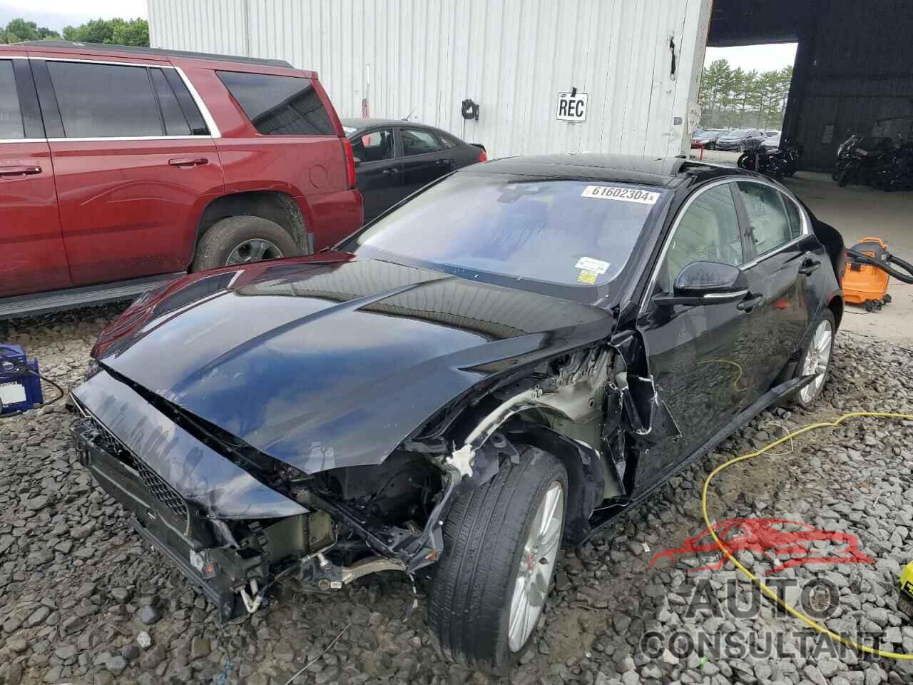 JAGUAR XE 2019 - SAJAJ4FX0KCP49610