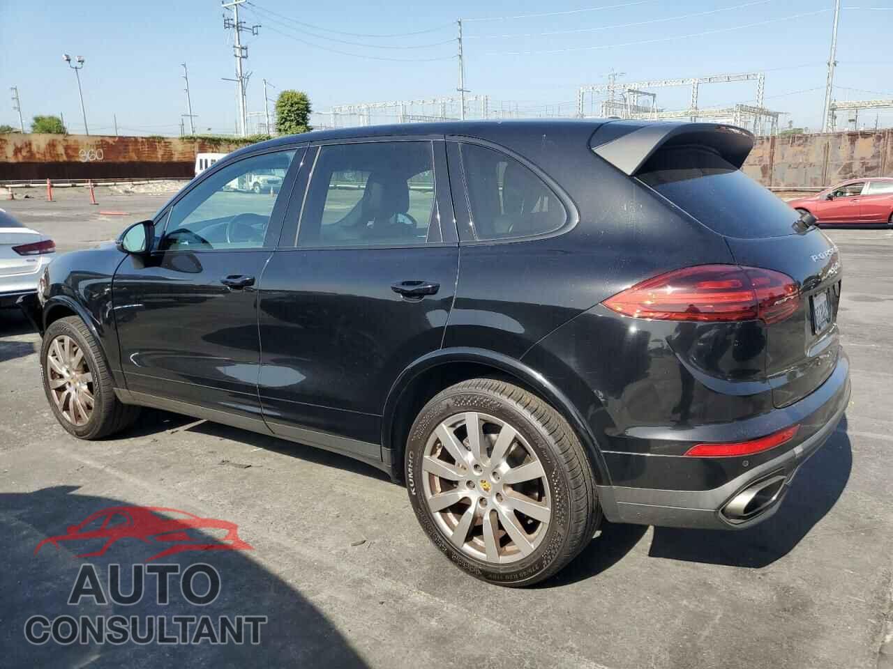 PORSCHE CAYENNE 2017 - WP1AA2A20HKA80640
