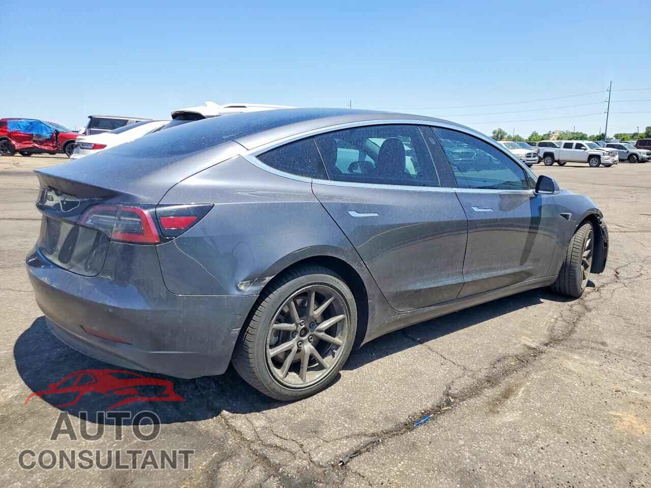 TESLA MODEL 3 2018 - 5YJ3E1EB0JF066081