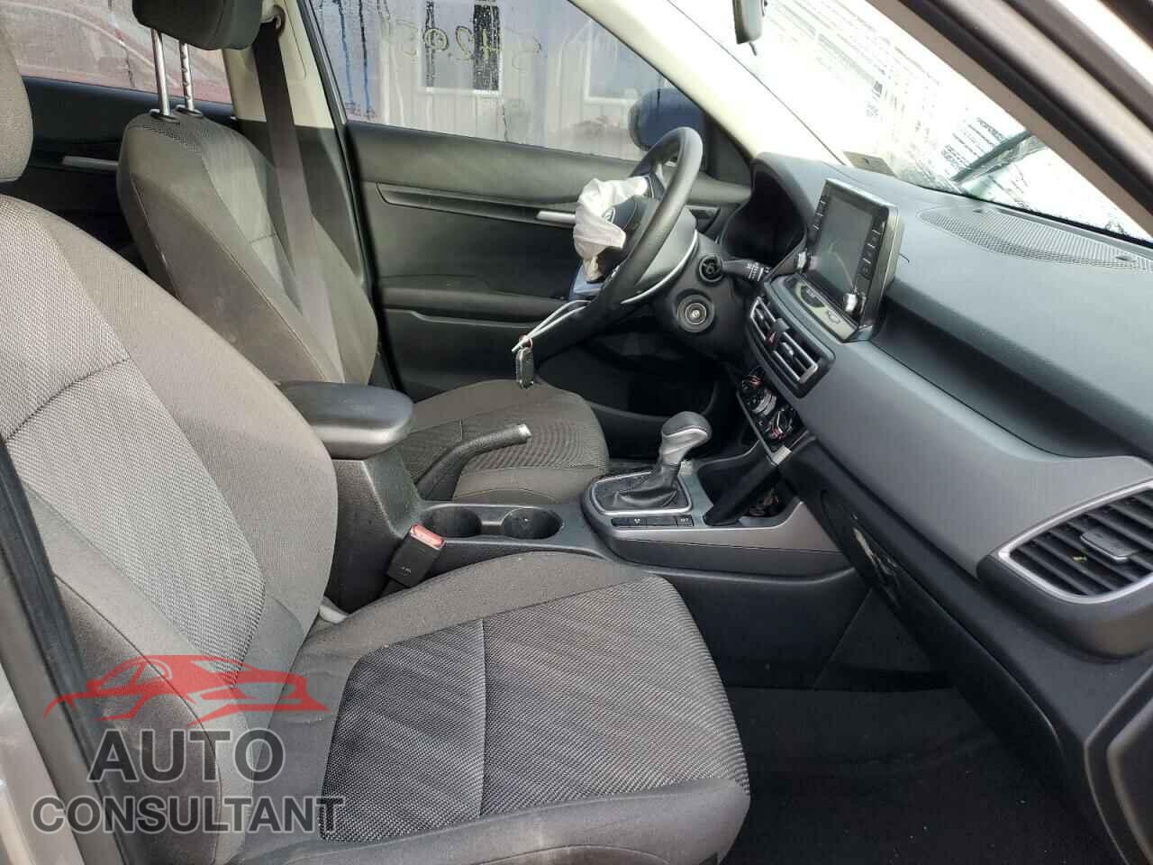 KIA SELTOS 2021 - KNDEPCAA2M7048557