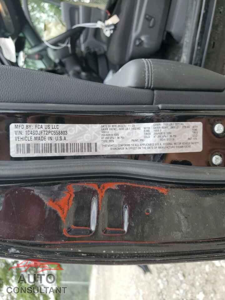 DODGE DURANGO 2023 - 1C4SDJFT2PC558803