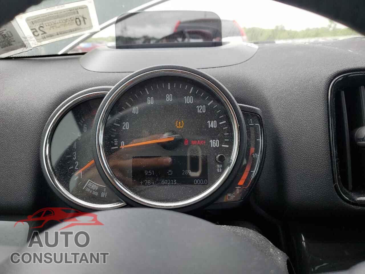 MINI COOPER 2018 - WMZYV5C37J3E03497