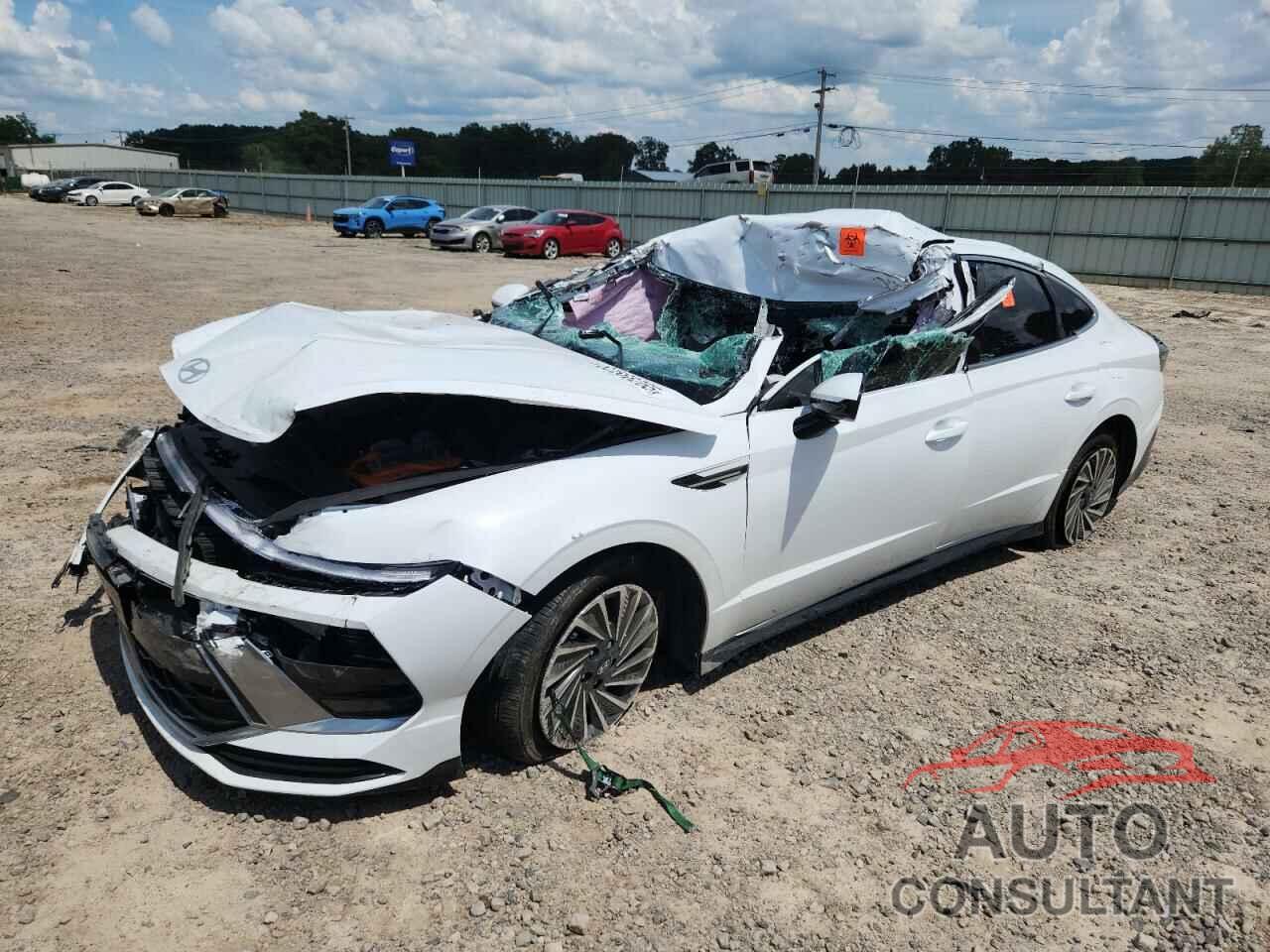HYUNDAI SONATA 2024 - KMHL34JJXRA095172