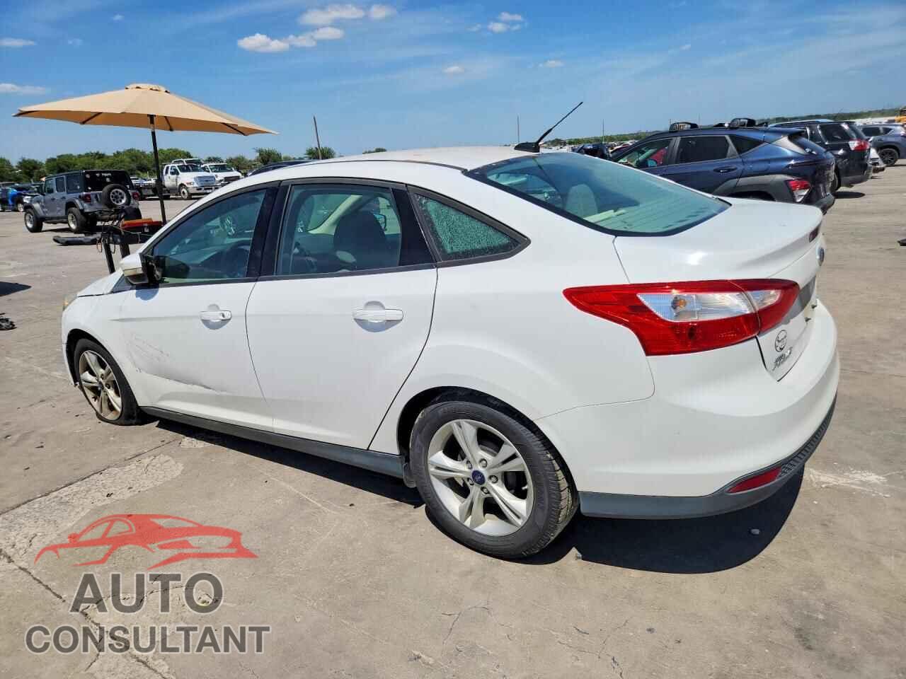 FORD FOCUS 2014 - 1FADP3F20EL430727