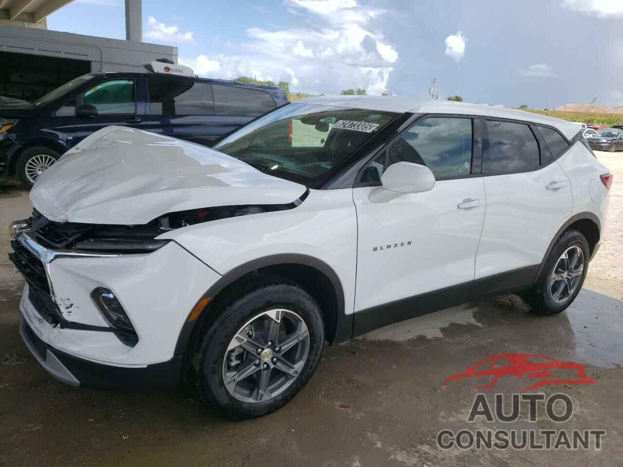 CHEVROLET BLAZER 2025 - 3GNKBCR43SS204241