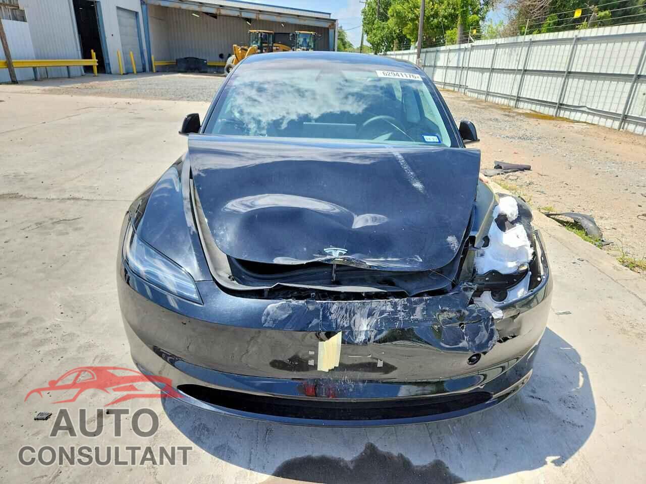 TESLA MODEL 3 2024 - 5YJ3E1EA6RF739488