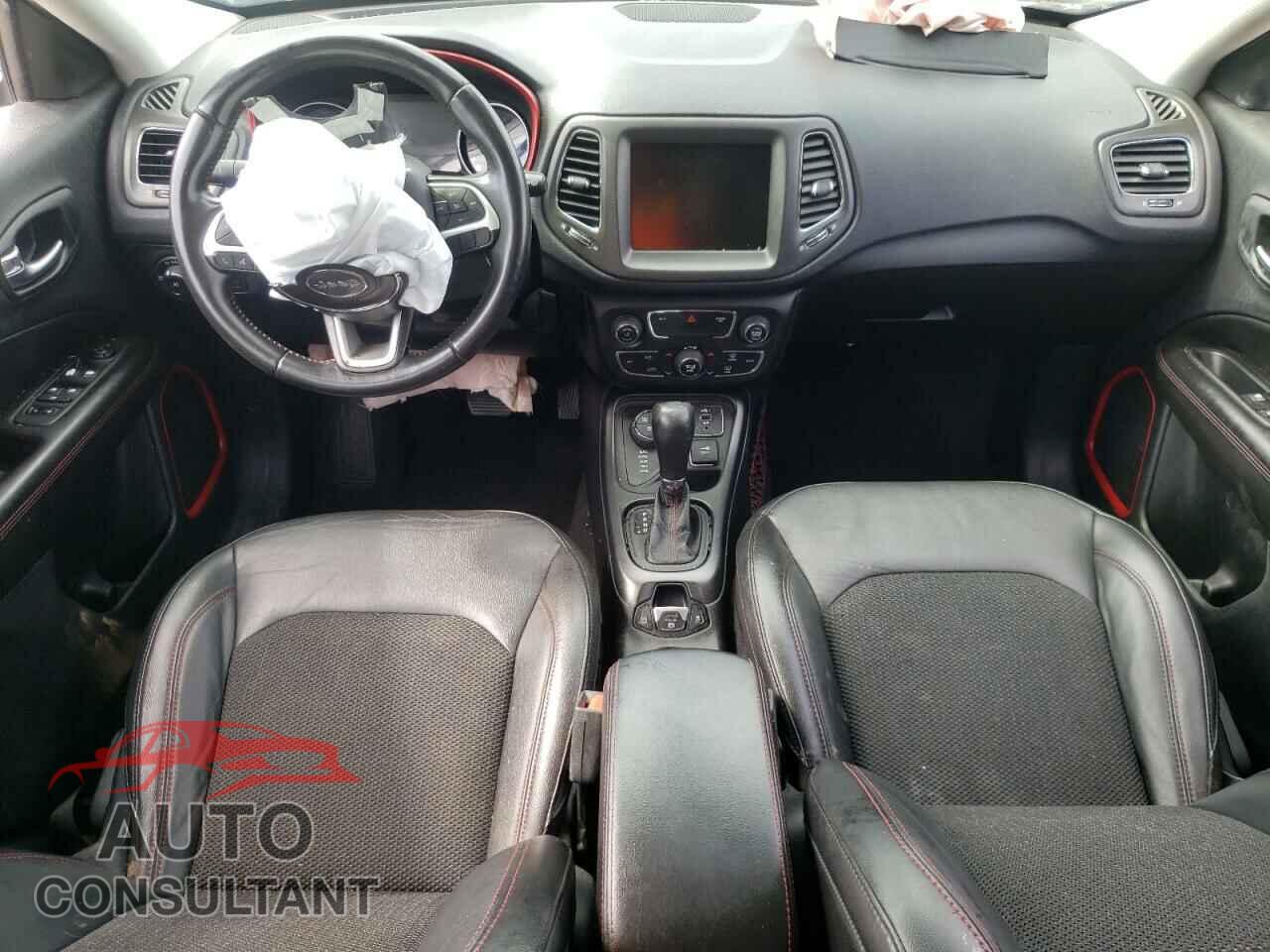JEEP COMPASS 2020 - 3C4NJDDB4LT203499