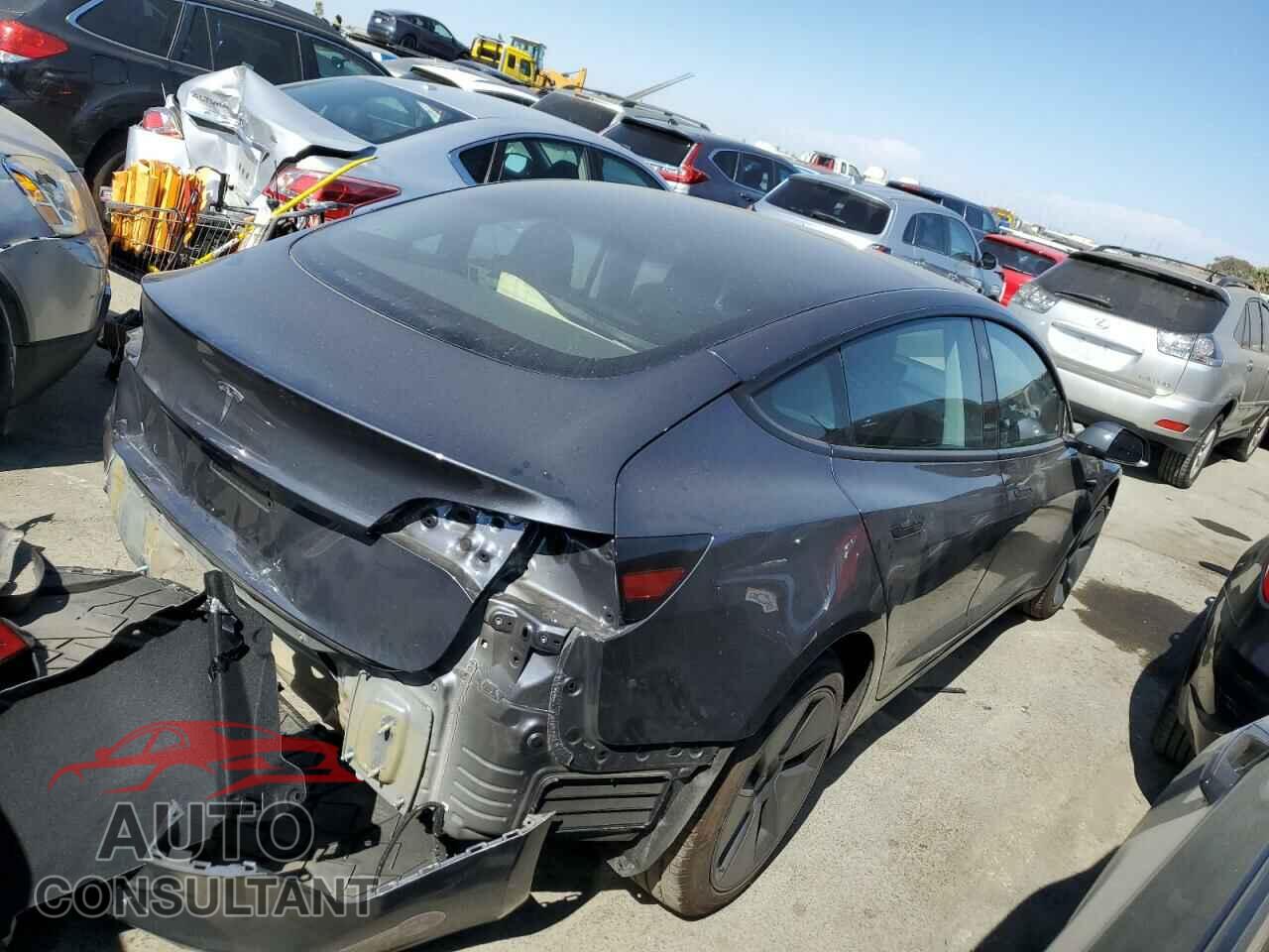 TESLA MODEL 3 2023 - 5YJ3E1EA5PF709170