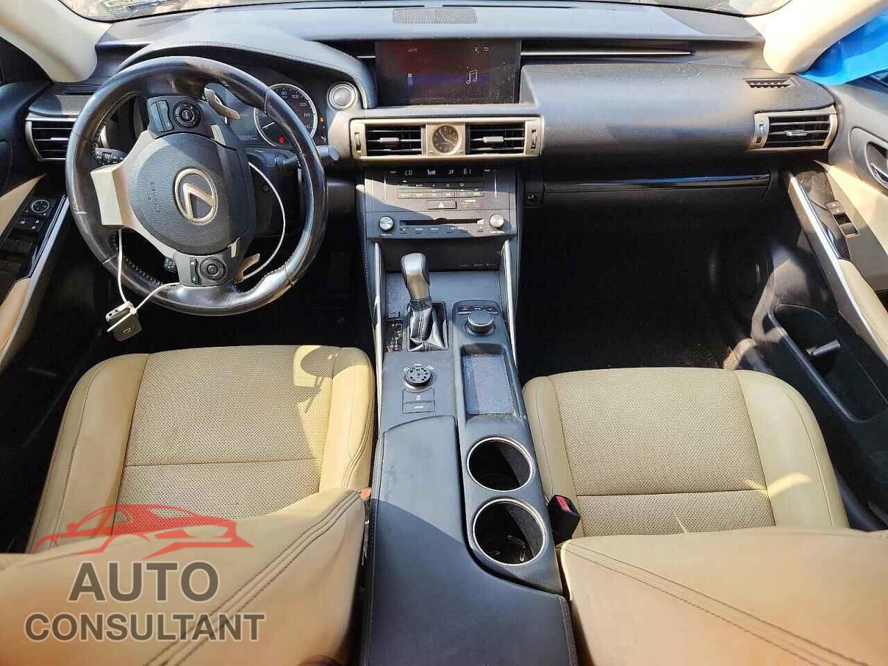 LEXUS IS 2015 - JTHBF1D2XF5075145