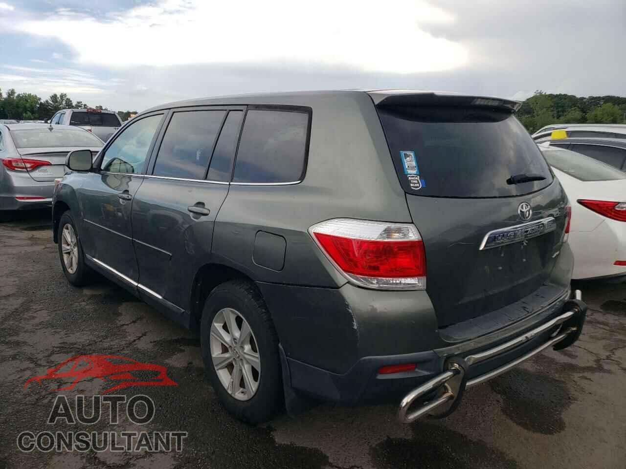 TOYOTA HIGHLANDER 2013 - 5TDBK3EH8DS240760