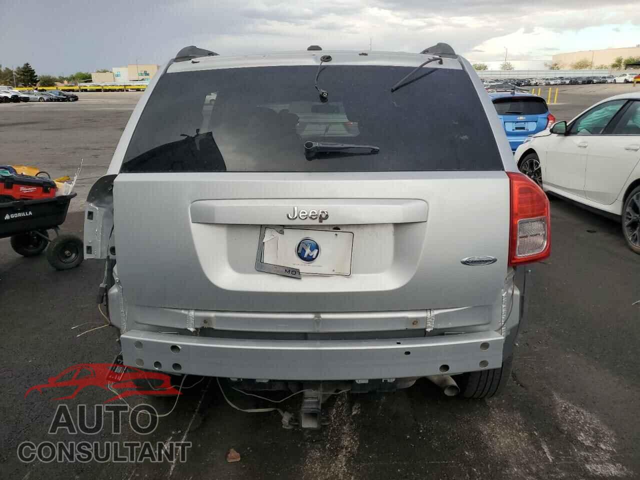 JEEP COMPASS 2011 - 1J4NT1FB8BD272104