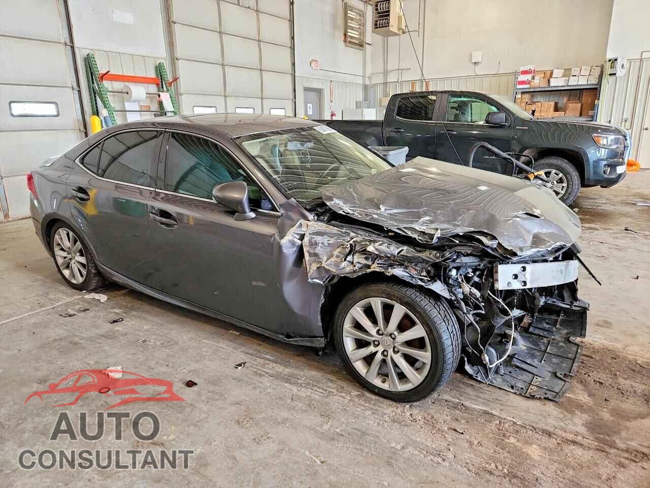LEXUS IS 2014 - JTHCF1D26E5003653