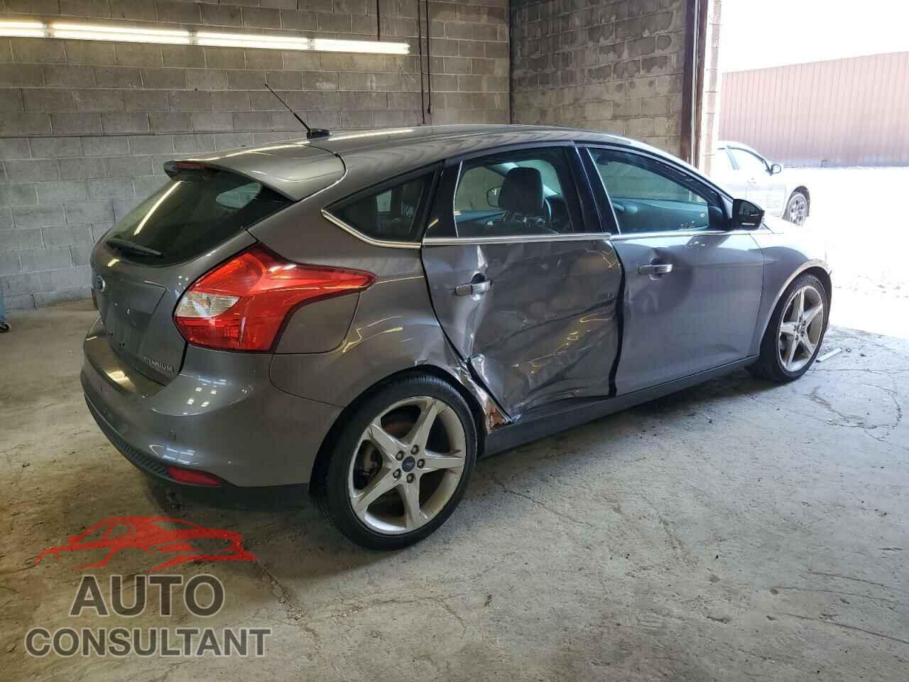 FORD FOCUS 2012 - 1FAHP3N24CL194437