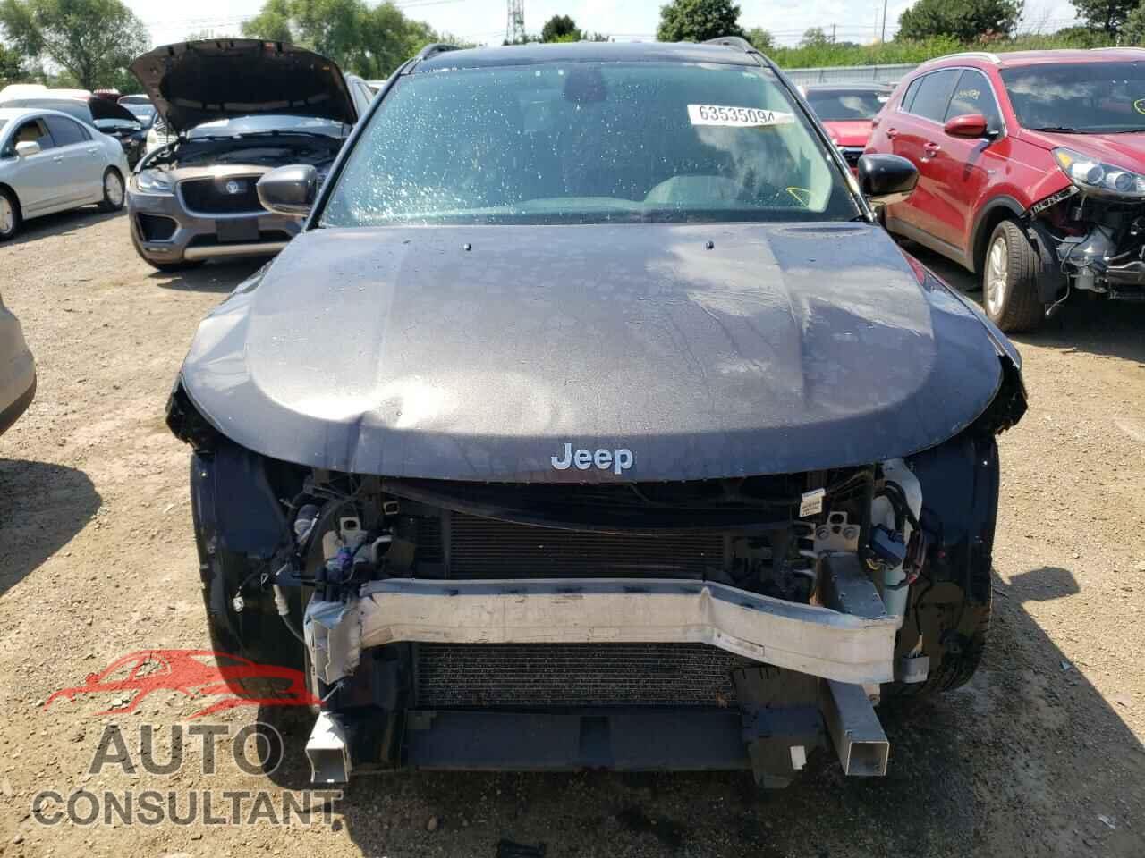 JEEP COMPASS 2018 - 3C4NJDCBXJT282000