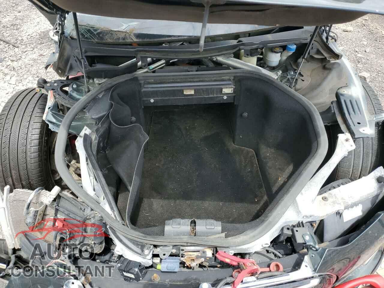 TESLA MODEL S 2014 - 5YJSA1H11EFP43736